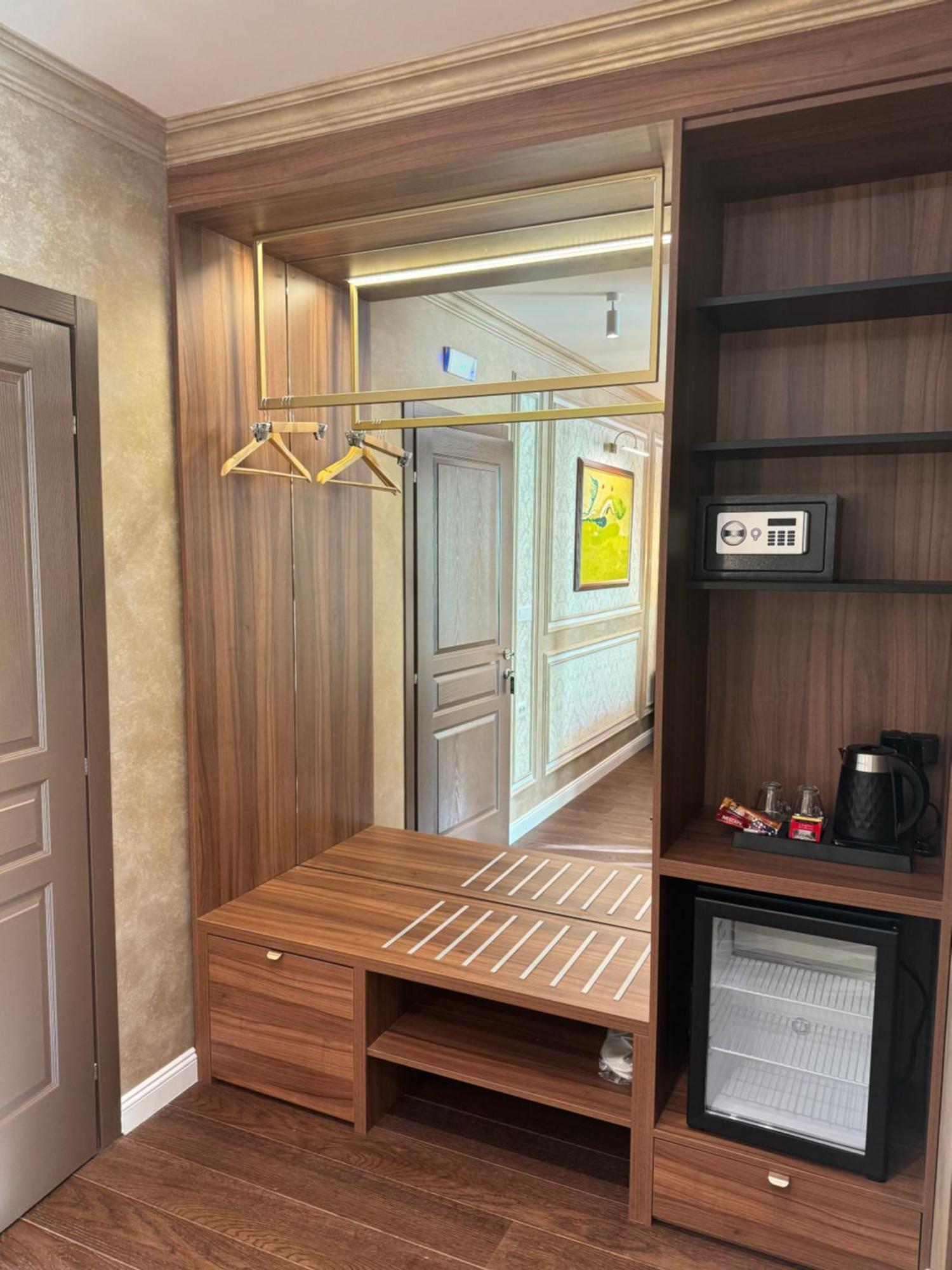Hotel Kerber Подгорица Экстерьер фото